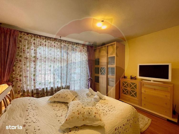 Casă cu 4 camere în Centrul Istoric