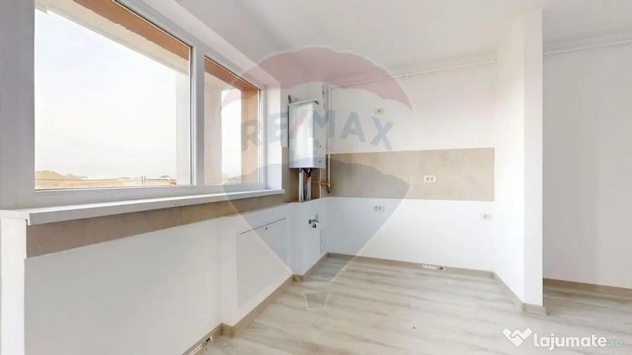Apartament cu 2 camere decomandat în Sânpetru