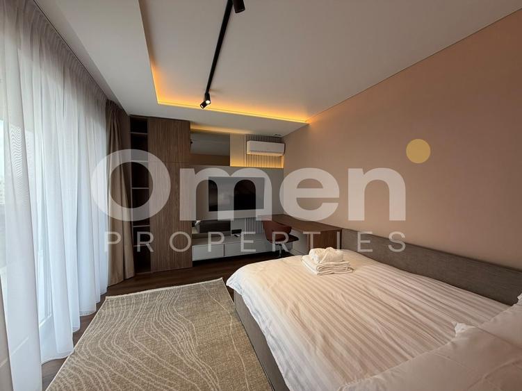 Apartament cu 3 camere semidecomandat, mobilat în Ultracentral