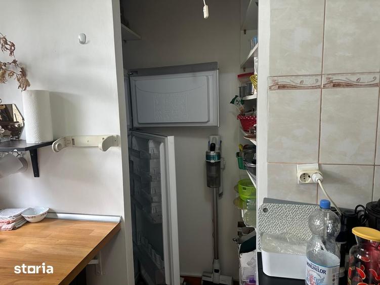 Apartament cu 3 camere, mobilat în Berceni