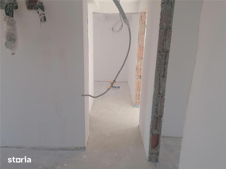 Casă cu 4 camere cu Teren 200 Mp în Sânandrei