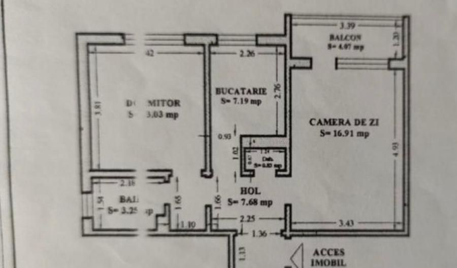 Apartament cu 2 camere decomandat în Boema