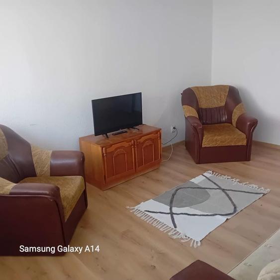 Apartament cu 2 camere decomandat în Giurgiului
