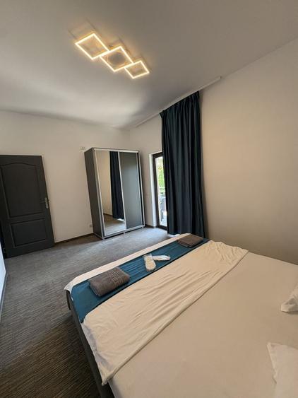 Casă cu 4 camere cu Teren 350 Mp în Schitu