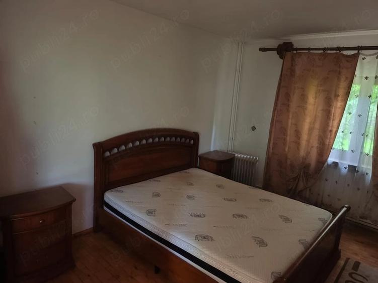 Casă cu Teren 1756 Mp în Central