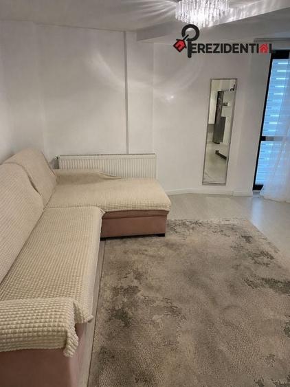 Apartament cu 2 camere semidecomandat, mobilat în Sebastian
