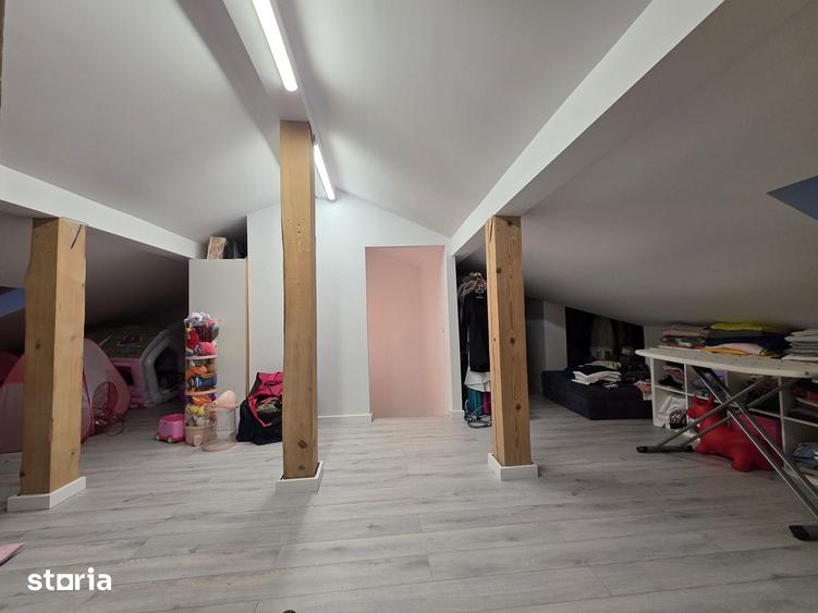 Casă cu 6 camere cu Canalizare în Aviației
