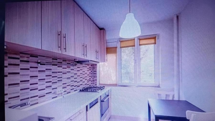 Apartament cu 2 camere în Baba Novac