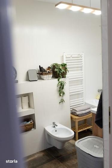 Apartament cu 4 camere în Mărăști