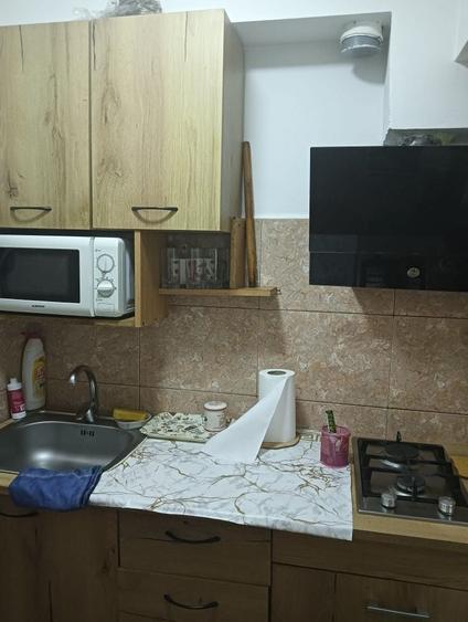 Garsonieră decomandată în Central
