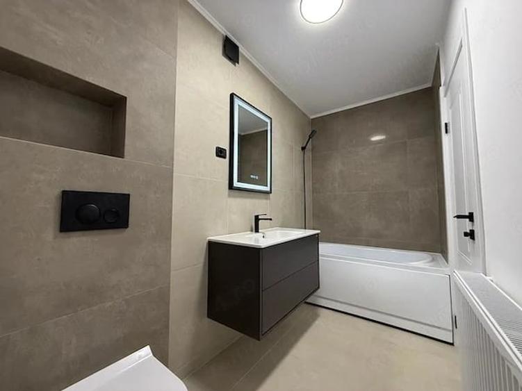 Apartament cu 2 camere semidecomandat în Centrul Istoric