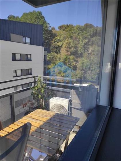 Apartament cu 2 camere decomandat în Grigorescu