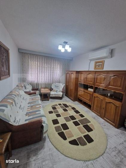 Apartament cu 3 camere decomandat în Obcini