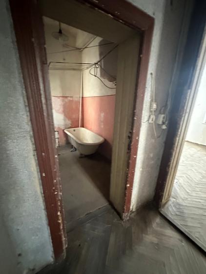 Basarab - 4 minute metrou - Apartament 3 camere - confort 1 sporit - 80 mp - 21