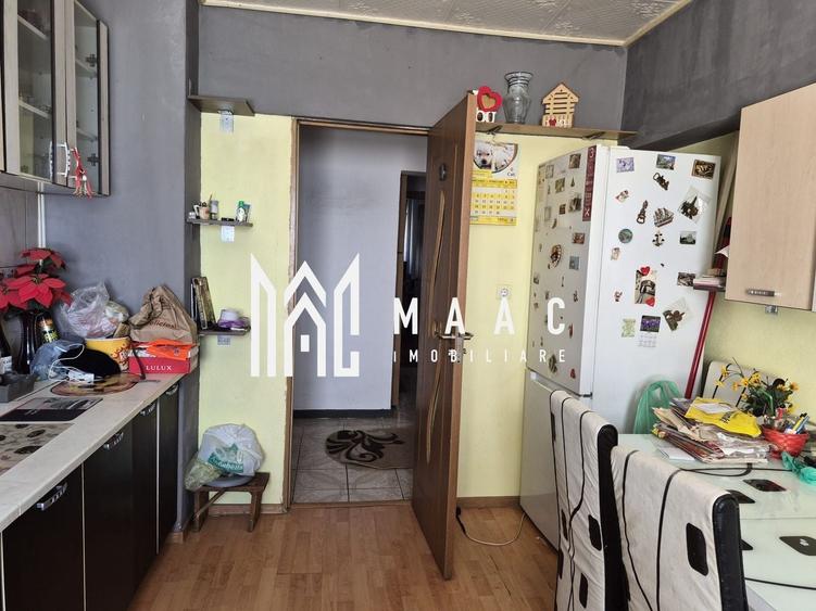 Apartament cu 3 camere decomandat, mobilat în Ostroveni