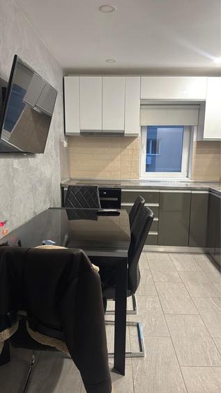 Apartament cu 2 camere decomandat în Exterior Vest