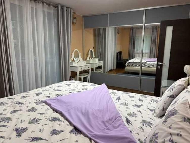 Apartament cu 3 camere decomandat în Ultracentral