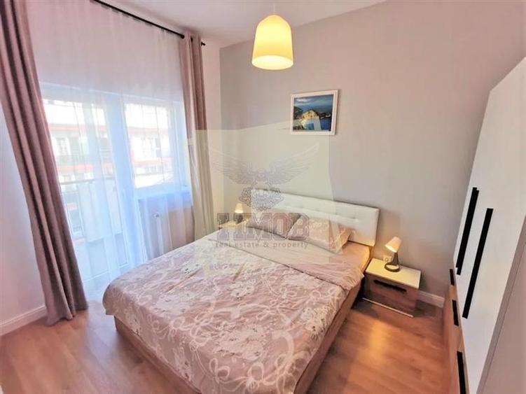 Apartament cu 2 camere semidecomandat, mobilat în Exterior Vest