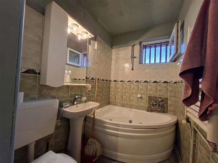 Apartament decomandat 3 camere etaj 2 Zona Terezian - 18