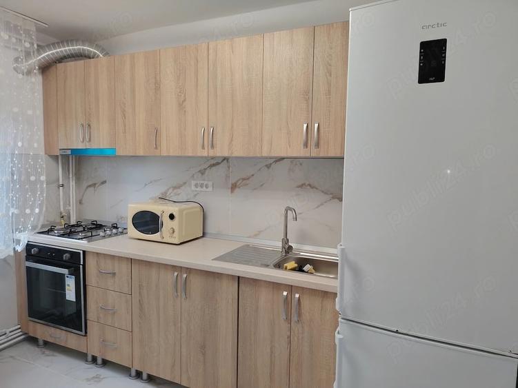 Apartament cu 3 camere decomandat în Micălaca