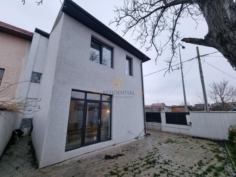 Casă individuală cu 5 camere cu Canalizare în Apărătorii Patriei