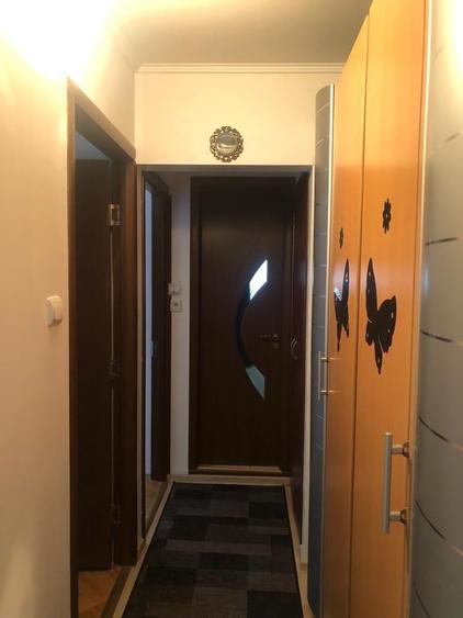 Apartament cu 3 camere decomandat în Exterior Sud