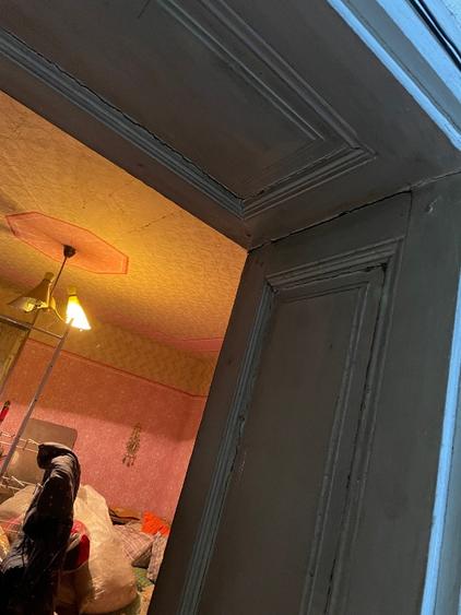 Casă individuală cu 4 camere cu Teren 2500 Mp în Central