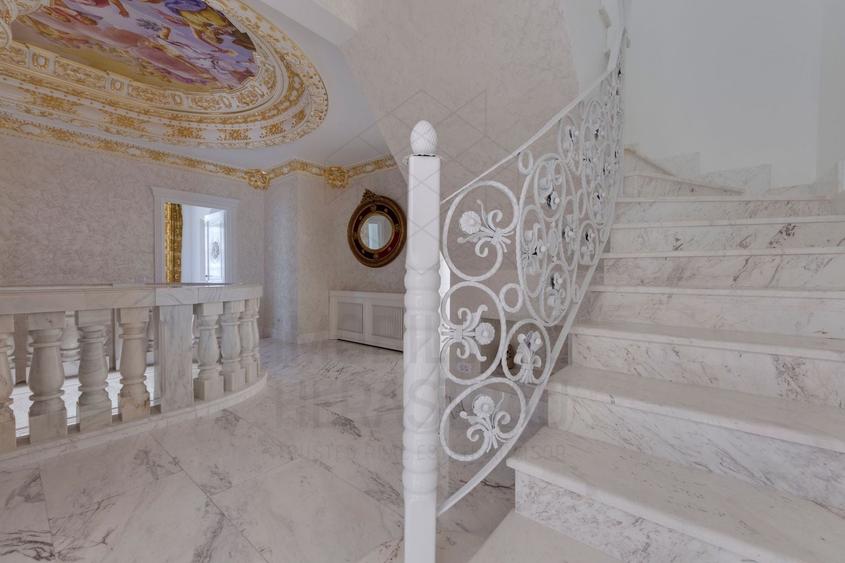 Casă individuală cu 14 camere cu Piscina în Herăstrău