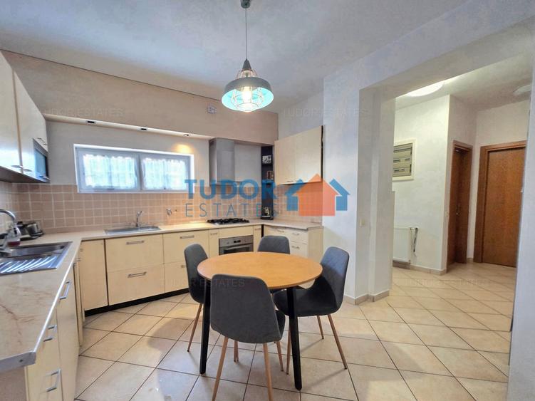 Duplex cu 6 camere cu Canalizare în Pipera