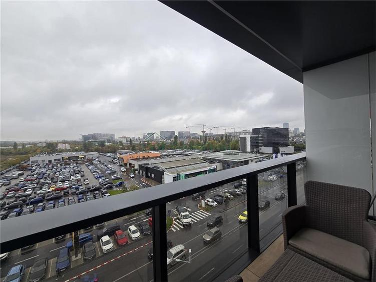 Apartament cu 3 camere decomandat, mobilat în Ultracentral