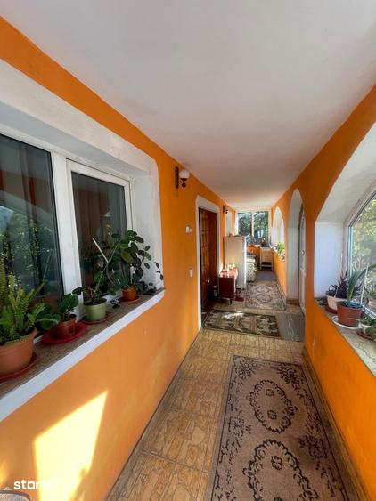 Casă cu 4 camere cu Teren 600 Mp în Bariera Vâlcii