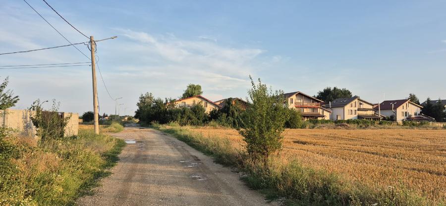 Teren Construcții intravilan de 600 mp, în Balotești