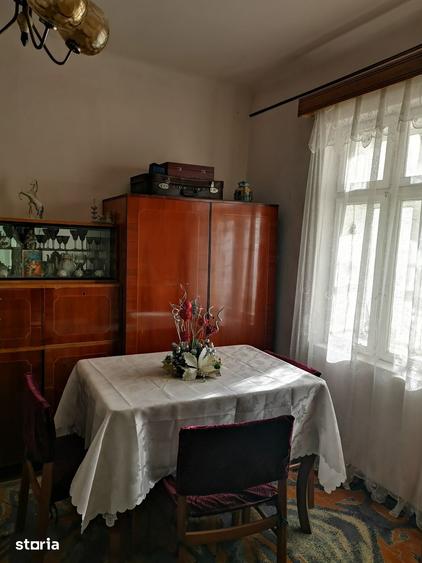 Casă cu 3 camere cu Teren 436 Mp în Central
