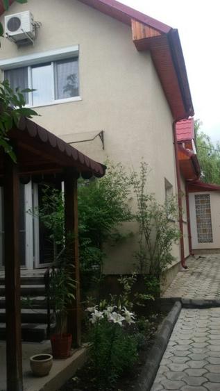 Casă cu 4 camere cu Teren 900 Mp în Central