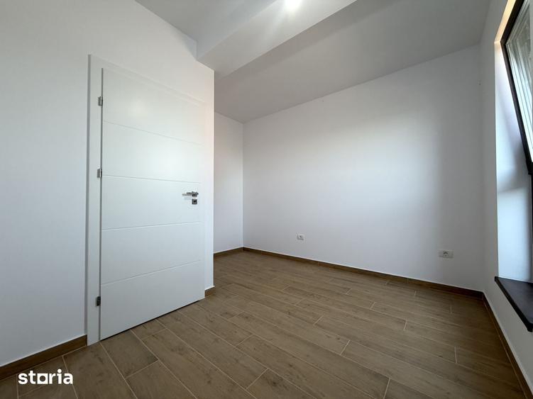 Casă cu 4 camere cu Teren 350 Mp în Sânandrei