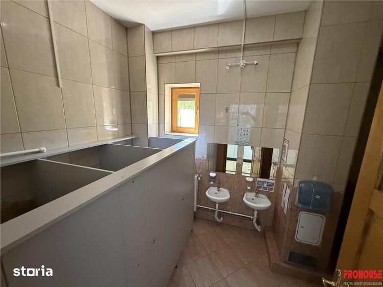 Spațiu comercial, de 600 mp, în Gherăiești