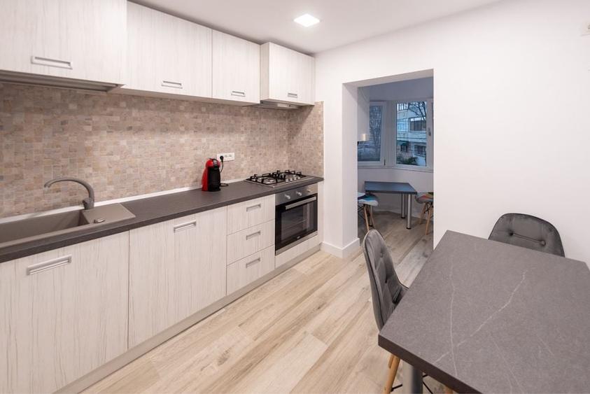 Apartament cu 2 camere decomandat în Faleza Nord