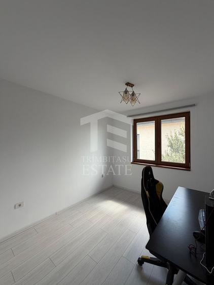 Duplex cu 4 camere cu Canalizare în Tunari