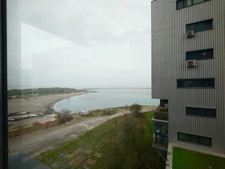Apartament cu 2 camere decomandat în Faleza Nord