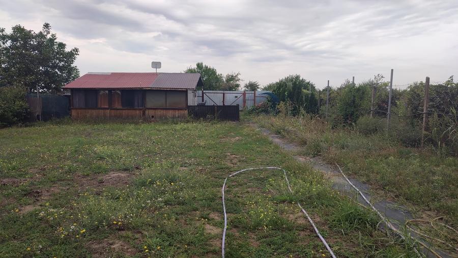 Teren extravilan de 1088 mp, în Costi