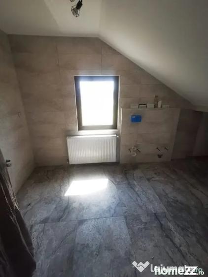 Casă cu 4 camere cu Teren 515 Mp în Braniștea