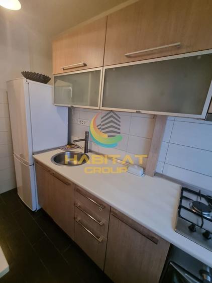 Apartament cu 2 camere semidecomandat, mobilat în Brâncoveanu