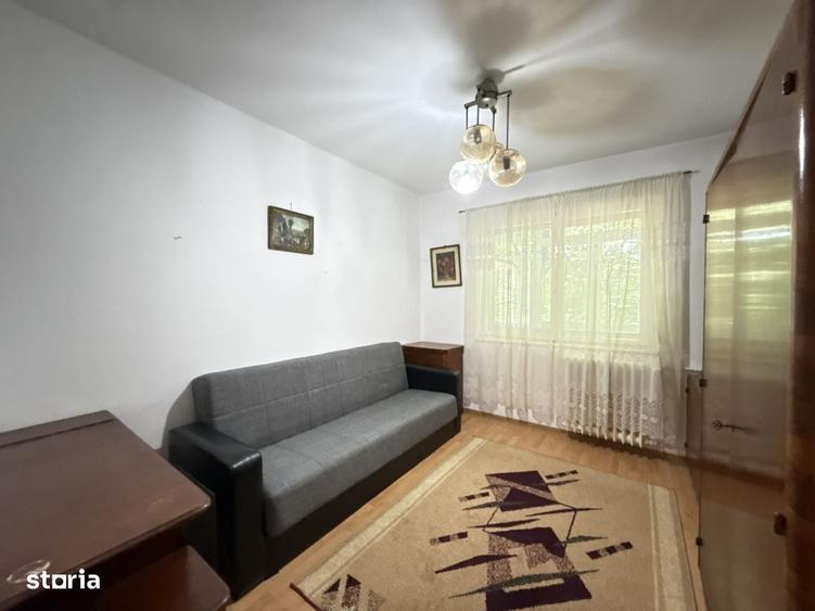 Apartament cu 3 camere decomandat în Jilava