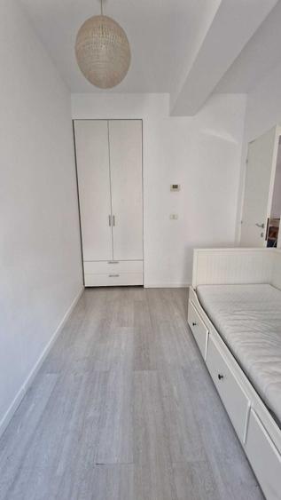 Apartament cu 3 camere decomandat în Aradului