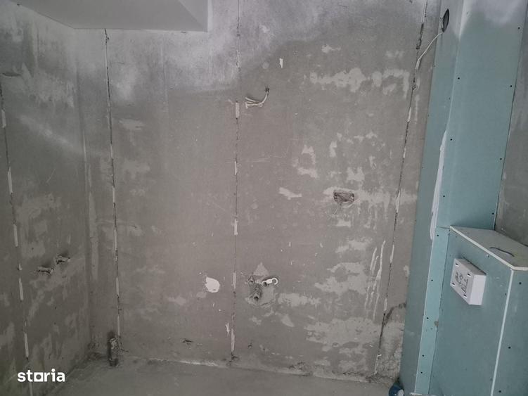 Apartament cu 2 camere în Apărătorii Patriei