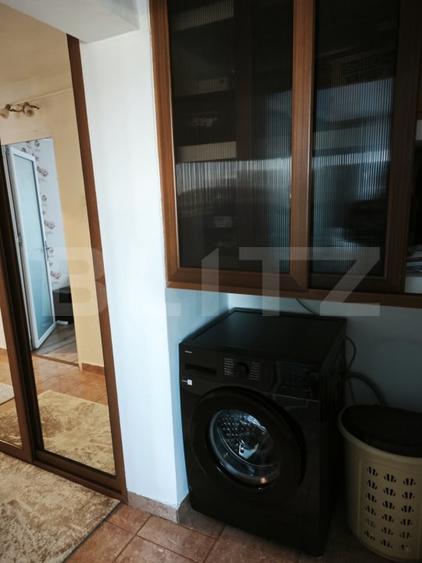 Apartament de vanzare, 3 camere, mobilat si utilat - 10