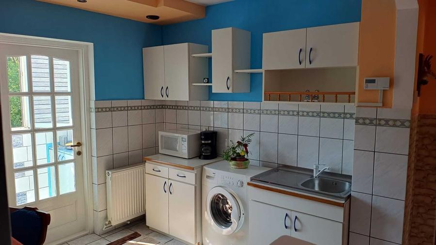 Apartament cu 2 camere decomandat în Vasile Aaron
