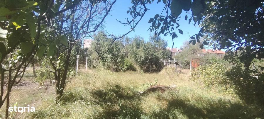 Casă cu 5 camere cu Teren 1220 Mp în Nord