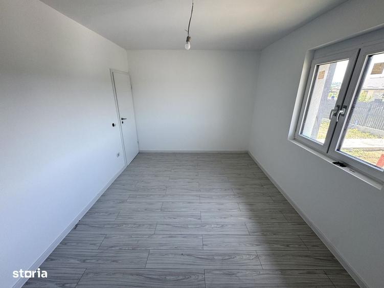 Casă cu 4 camere în Lunca Cetățuii