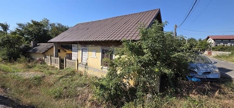 Casă individuală cu 3 camere cu Teren 260 Mp în Malu Mare